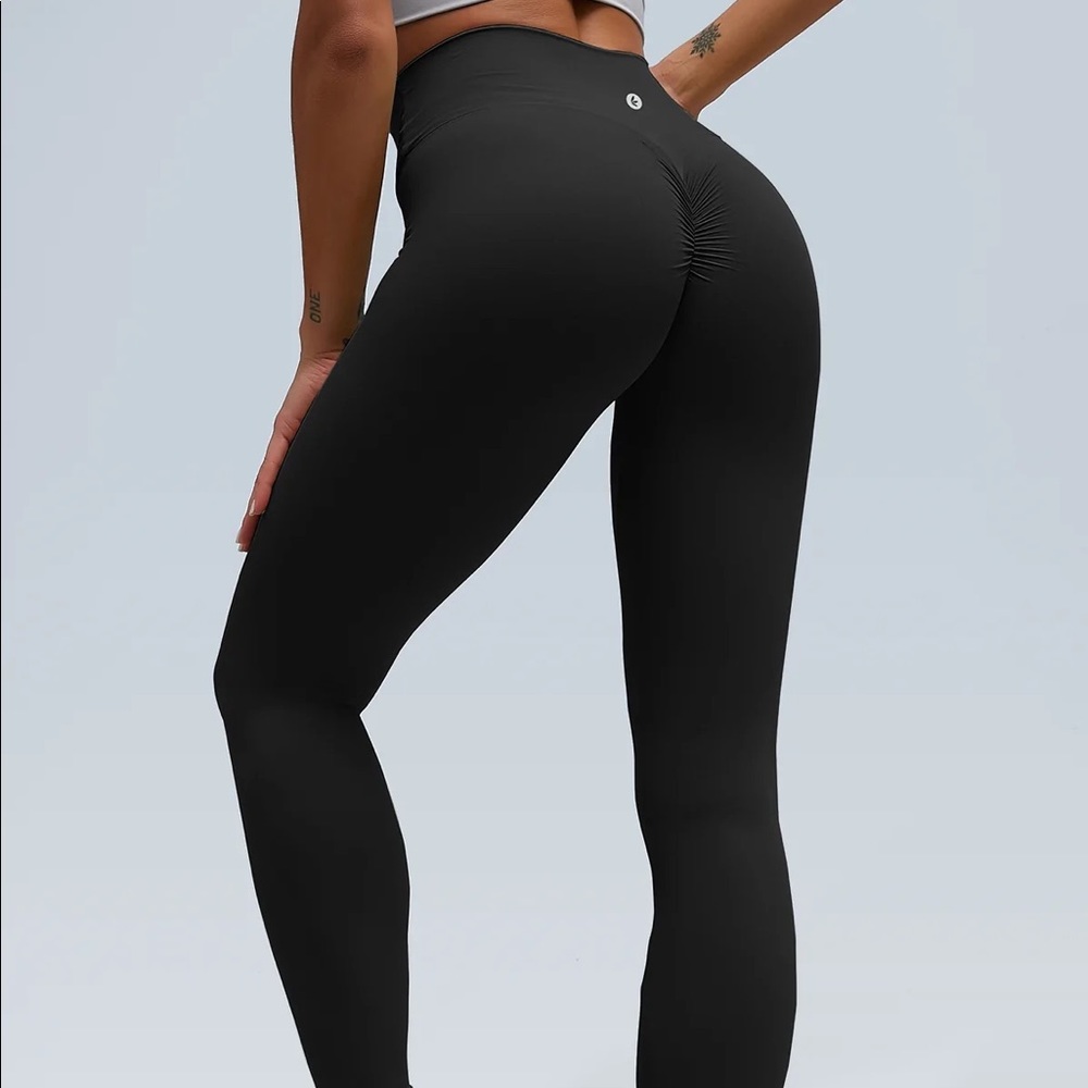 FASTARRY Booty Lifting Buttery Scrunch Legging - black - medium